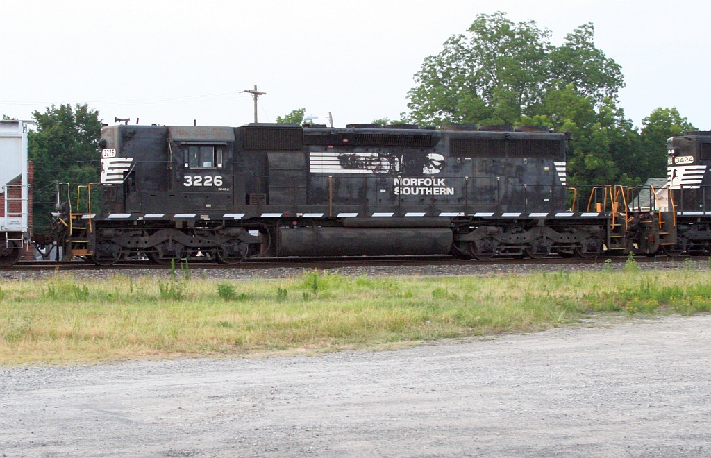 NS 3226 on NB from Ashville